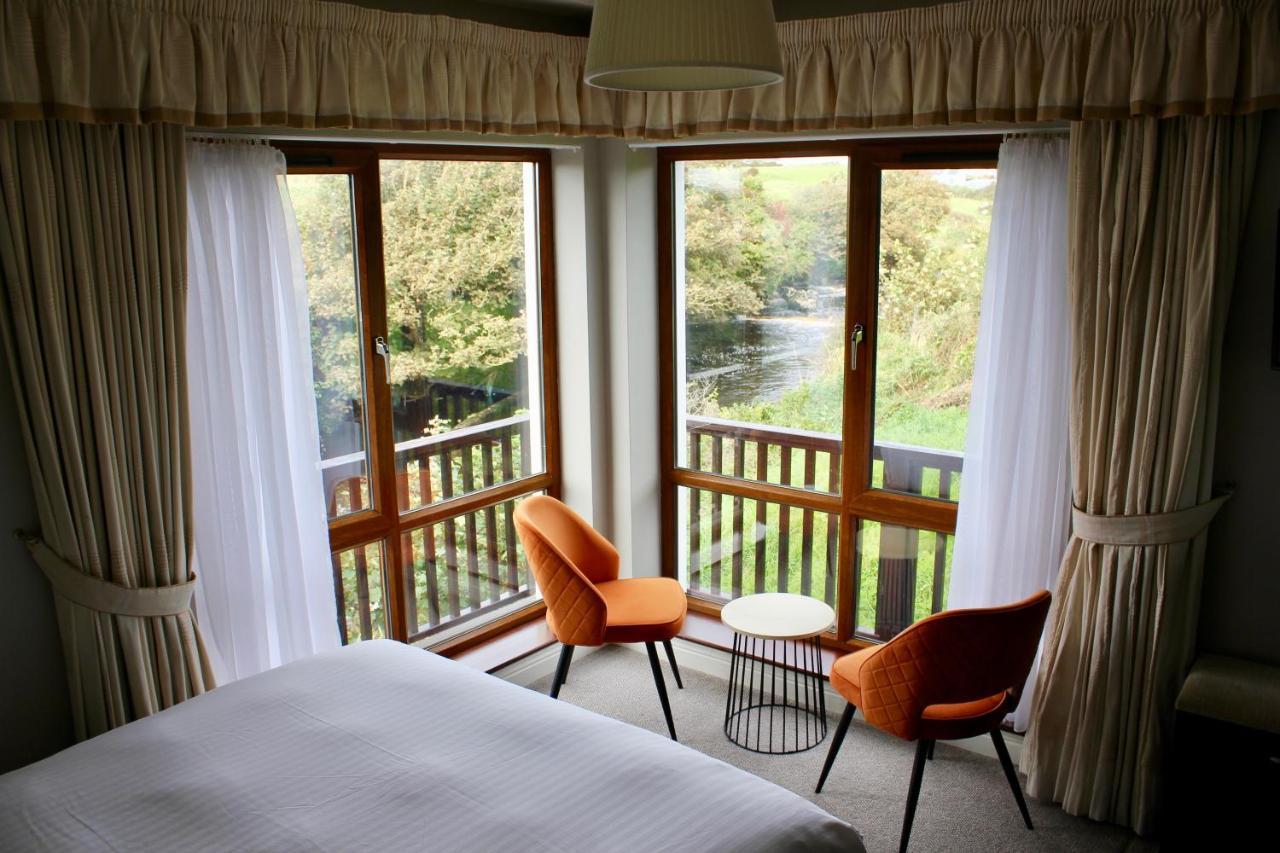 Riverbank Rooms Doolin Exterior foto
